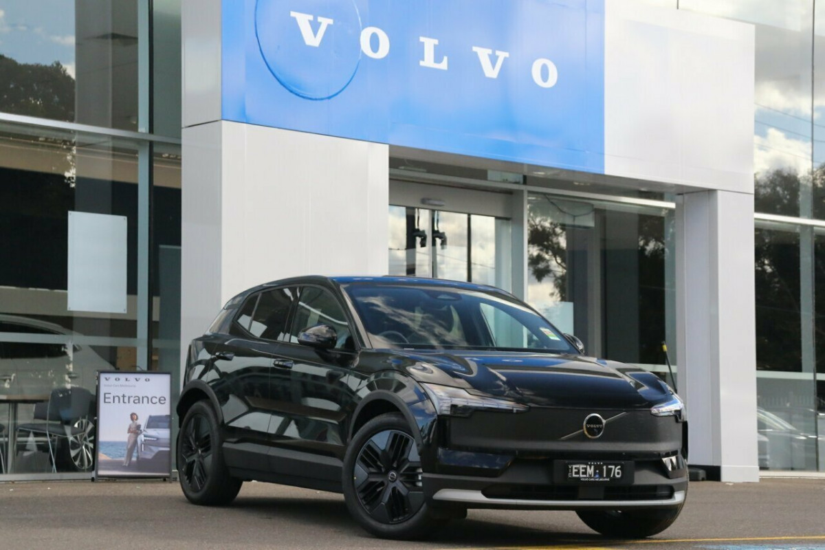 2026 MY27 Volvo EX30 Cross Country  P8 SUV