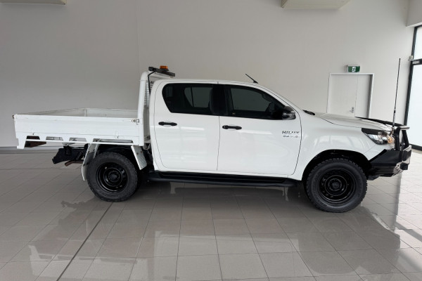 2021 Toyota HiLux GUN126R SR5 Double Cab Chassis