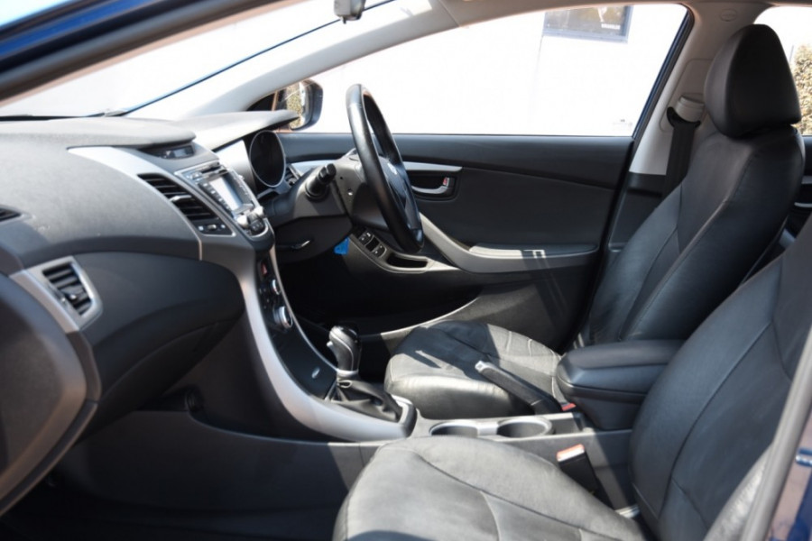 2013 MY14 Hyundai Elantra MD3 Trophy Sedan Image 6