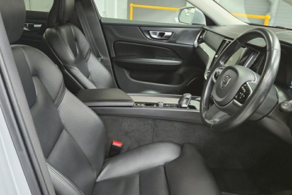 2021 MY22 Volvo V60 Cross Country Z Series B5 Wagon Image 14