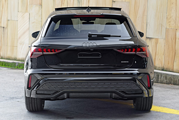 2026 Audi A3 GY TFSI 150kW S line Hatch image 5