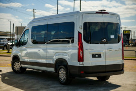 2024 LDV Deliver 9  12-Seat Bus