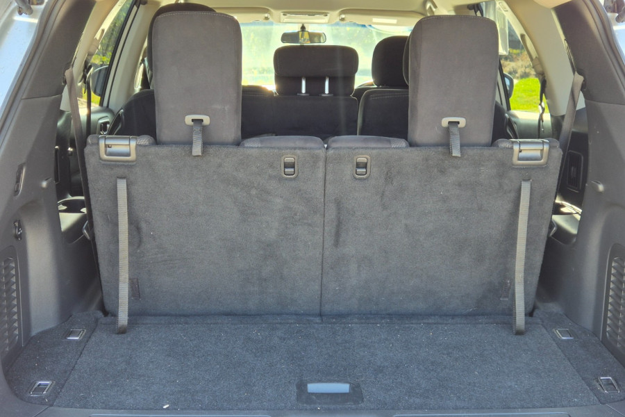 2016 MY15 Nissan Pathfinder R52 ST SUV Image 11