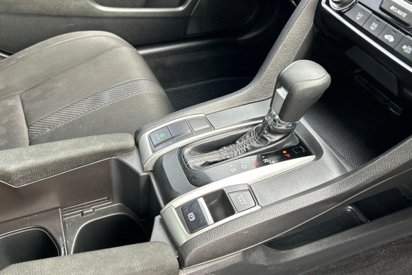 2018 Honda Civic 10th Gen VTi-L Sedan Image 13