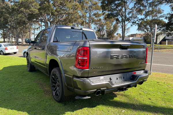 2025 Ram 1500 DT6M9822M.26/XB9 Limited RamBox Ute Image 3