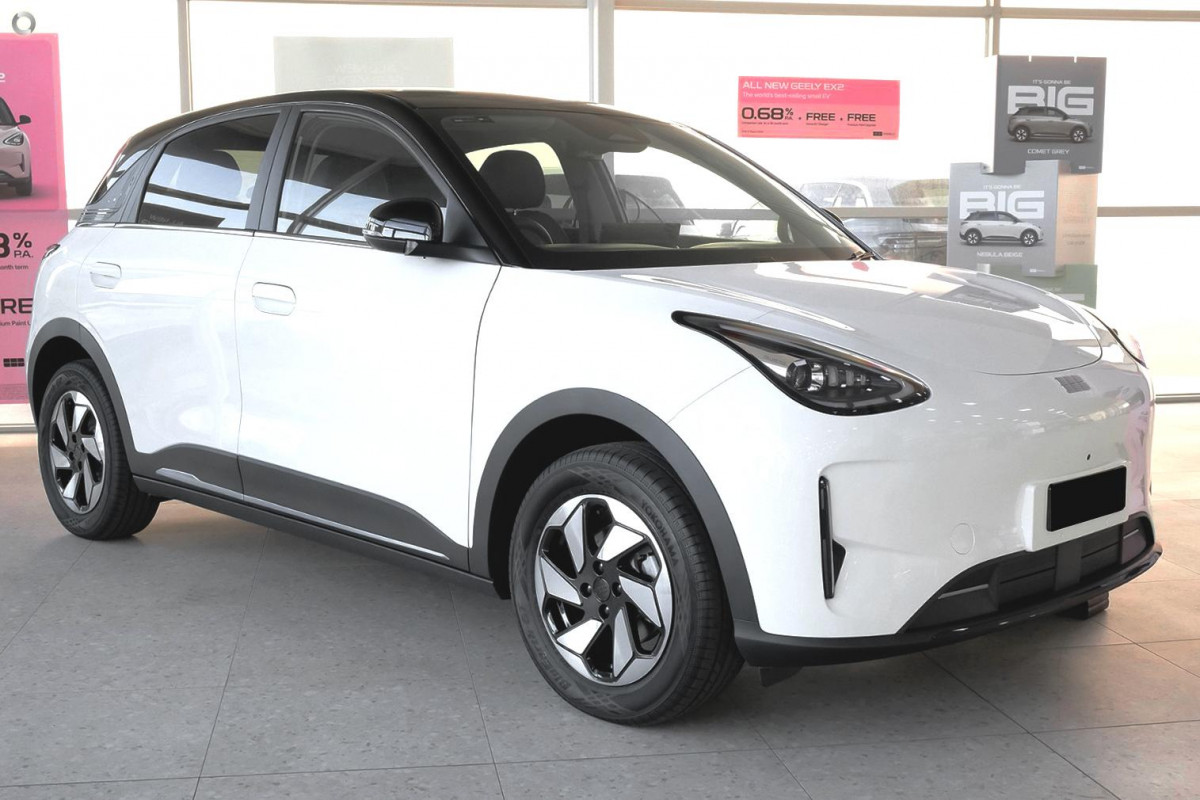 2026 MY27 Geely EX2 E22H Inspire Hatch