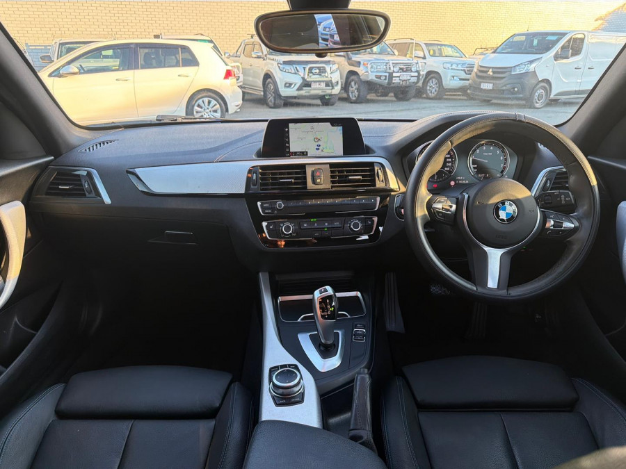 2018 BMW 1 Series F20 LCI-2 118i Sport Line Hatch Image 13