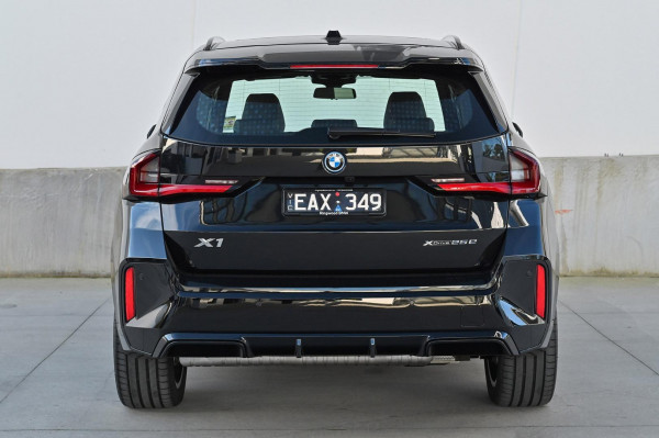 2026 BMW X1 U11 xDrive25e M Sport SUV image 3