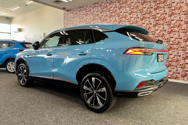 2025 MG HS Essence 1.5Pt SUV