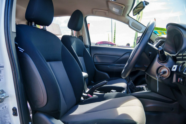 2019 MY20 Mitsubishi Triton MR GLX Cab Chassis Image 17