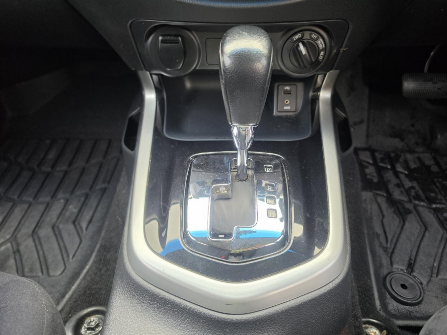 2015 Nissan Navara D23 ST Dual Cab Pickup Image 18