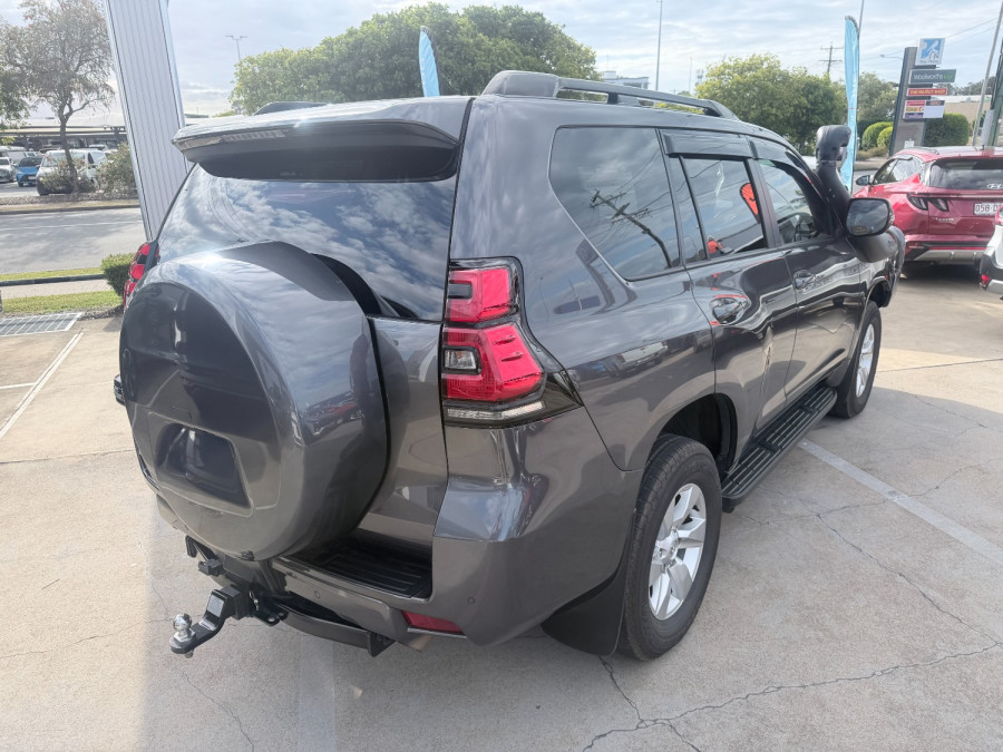 2019 Toyota LandCruiser Prado GDJ150R GXL SUV Image 3
