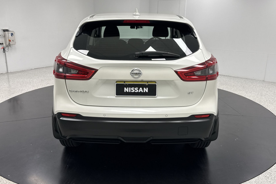 2018 Nissan QASHQAI ST Wagon Image 9