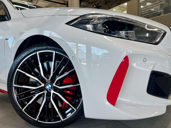 2021 BMW 1 Series F40 128ti Hatch image 2