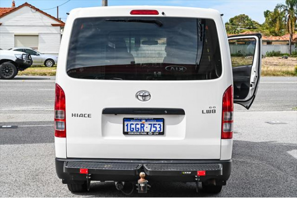 2016 Toyota Hiace KDH201R Van Image 4