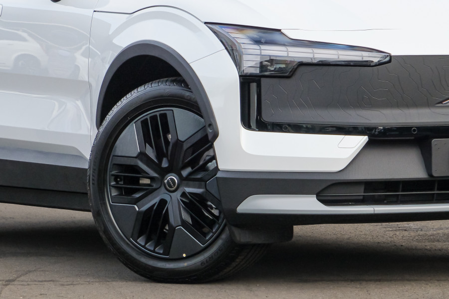 2027 MY26 Volvo EX30 Cross Country  Ultra Twin Motor Performance SUV Image 6