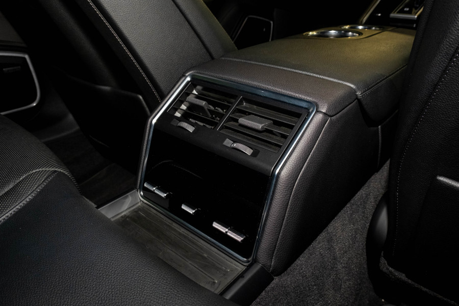 2021 MY22 Porsche Panamera 971 Sedan