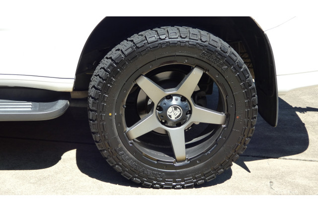 2017 MY18 Holden Trailblazer RG MY18 LT 4X4 SUV Image 5