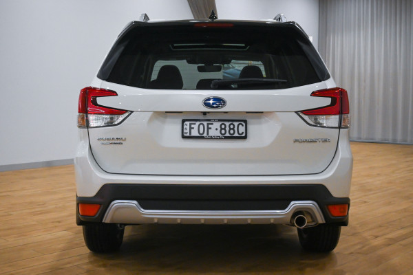 2024 Subaru Forester S5 2.5i-S SUV Image 5