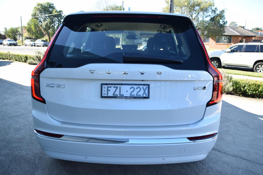 2026 Volvo XC90 L Series Plus B5 Bright SUV Image 6
