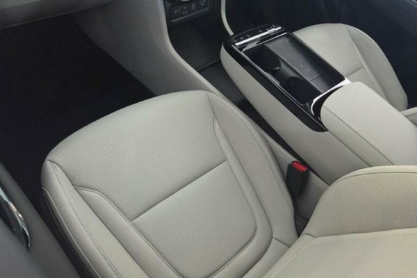 2026 Hyundai Tucson NX4.V4 Hybrid Premium SUV Image 9
