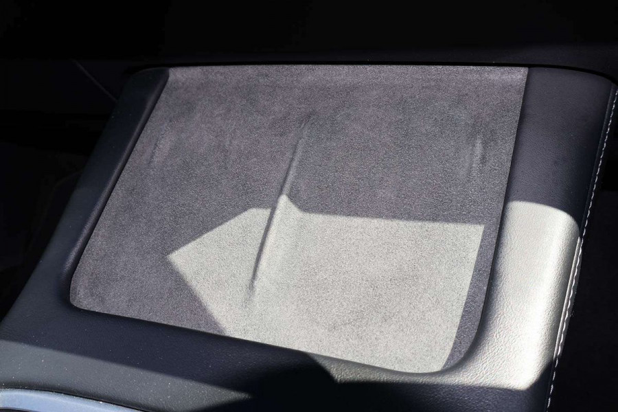 2022 Tesla Model 3  Rear-Wheel Drive Sedan Image 15