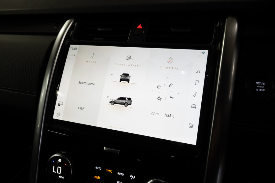 2026 Land Rover Discovery Series 5 D350 Dynamic SE SUV