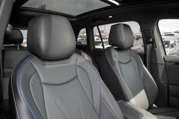 2026 Volkswagen Tiguan CT 200TSI eHybrid R-Line SUV Image 9