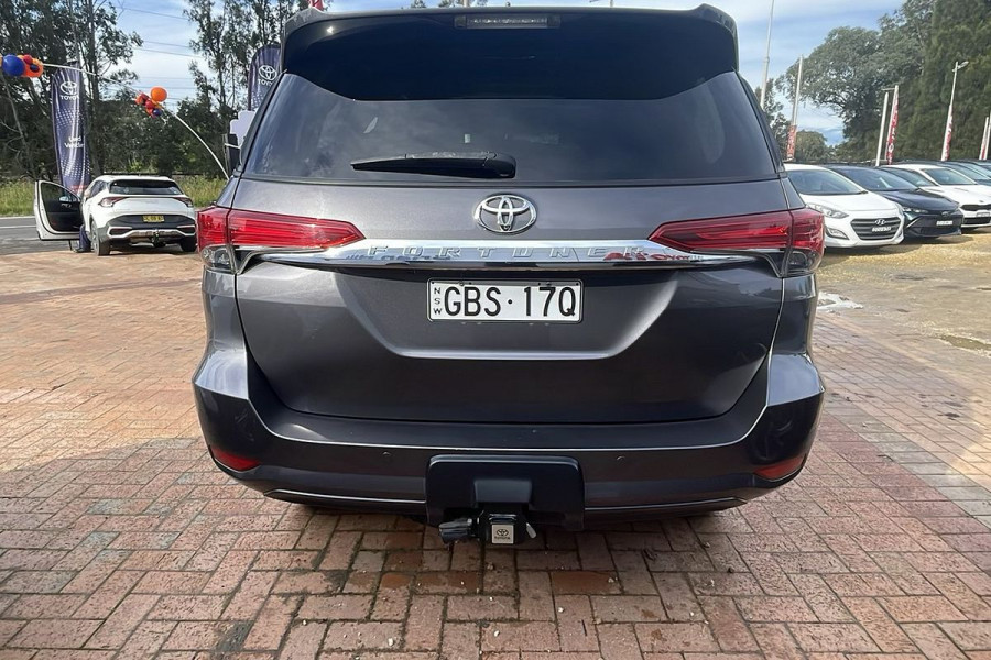 2019 Toyota Fortuner GUN156R GXL SUV Image 6