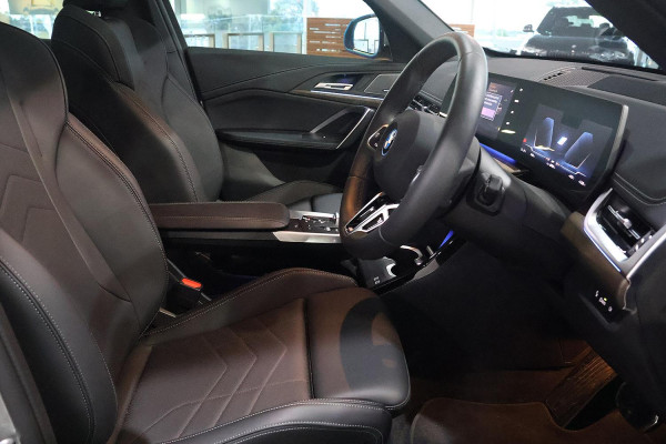 2025 BMW iX1 U11 xDrive30 M Sport SUV image 24