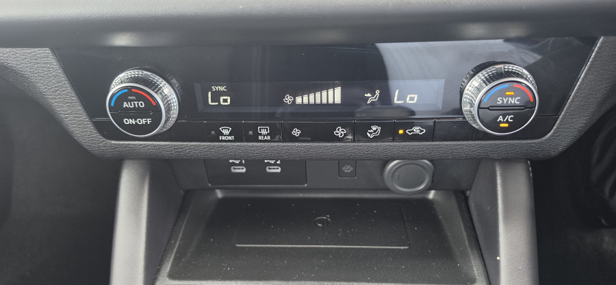 2025 Mitsubishi Outlander ZM LS SUV Image 18