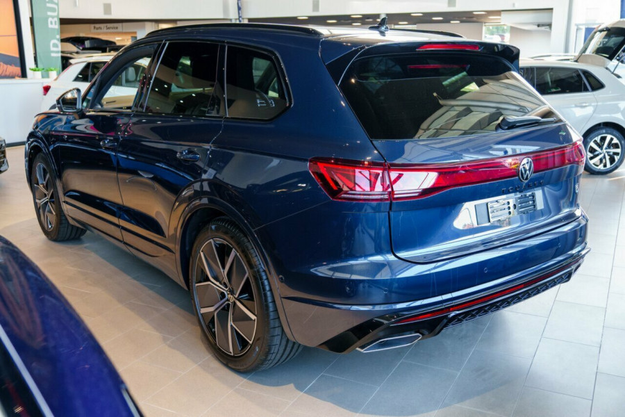 2026 Volkswagen Touareg RC 210TDI Wolfsburg Edition SUV Image 2