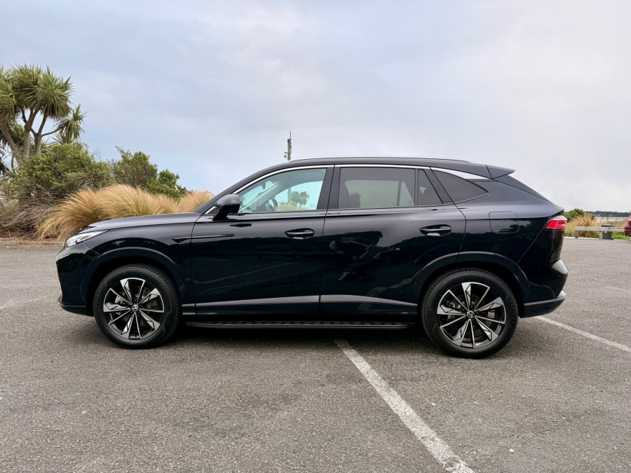 2026 MY25 MG HS AS33 Super Hybrid Essence SUV Image 6