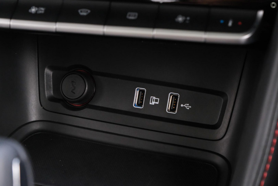 2024 MG ZST  Essence SUV Image 10