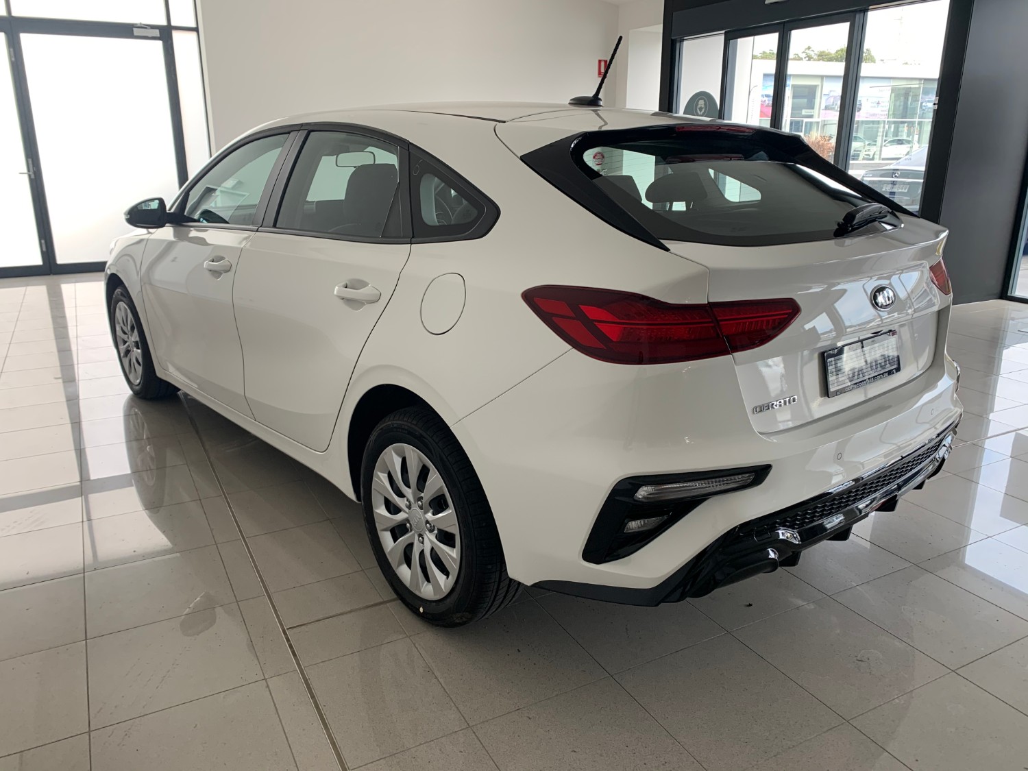 2019 MY20 Kia Cerato Hatch BD S with Safety Pack Hatch Image 7