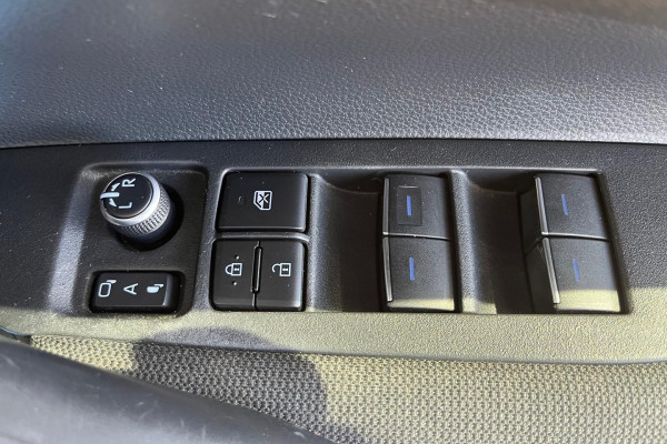 2020 Toyota Corolla ZWE211R SX Hybrid Hatch Image 16