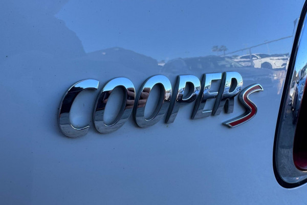 2013 MINI Cooper R58 Cooper S Coupe Image 13