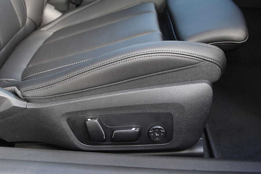 2025 BMW 2 Series G42 230i M Sport Coupe