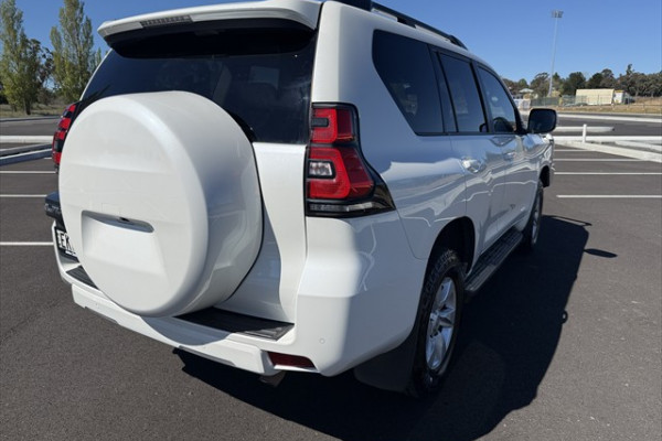 2020 Toyota LandCruiser Prado GDJ150R GXL SUV Image 4