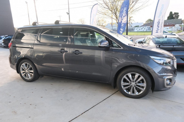 2017 MY18 Kia Carnival YP Platinum Van Image 5
