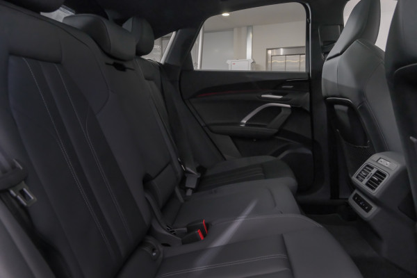 2026 Audi Q5 e-hybrid 270kW SUV image 9