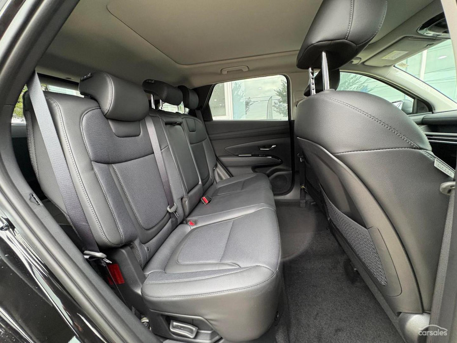 2026 Hyundai Tucson NX4.V4 Hybrid Premium SUV Image 12