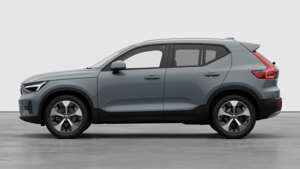 2026 Volvo XC40 XZ Plus B4 SUV image 2