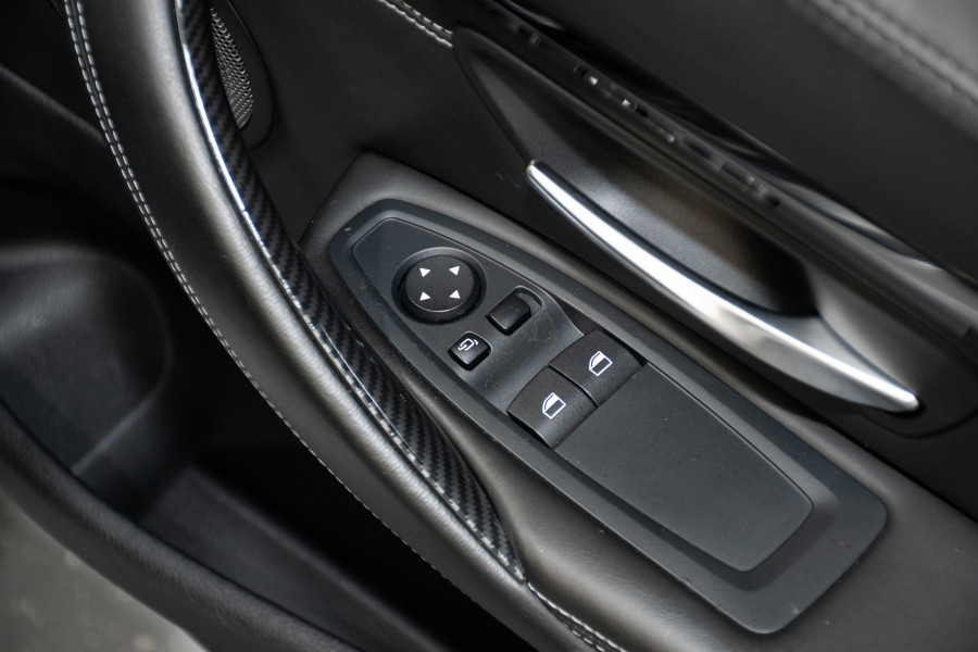 2016 BMW M4 Coupe Image 14