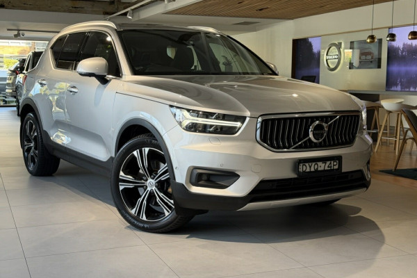2018 MY19 Volvo XC40 XZ T4 Inscription SUV Image 1
