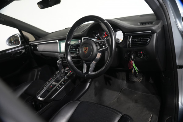 2019 Porsche Macan SUV image 11
