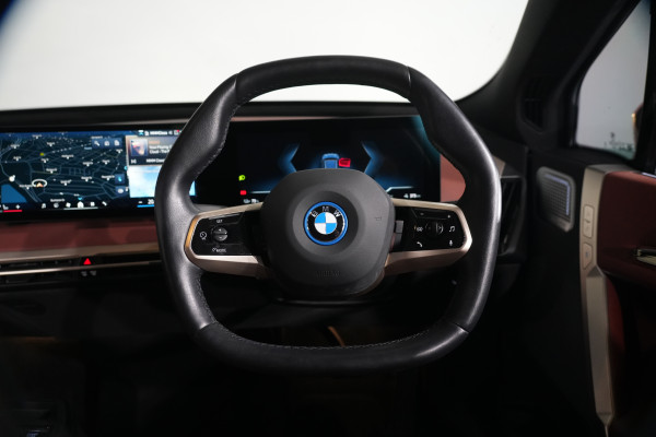 2023 BMW iX xDrive50 Sport SUV Image 15