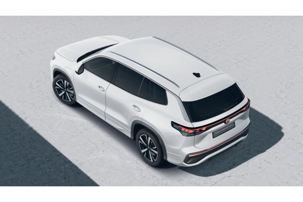 2026 Volkswagen Tayron R4 150TSI eHybrid Elegance SUV Image 7