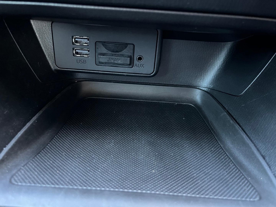 2017 Mazda 3 BN5236 SP25 Sedan Image 28