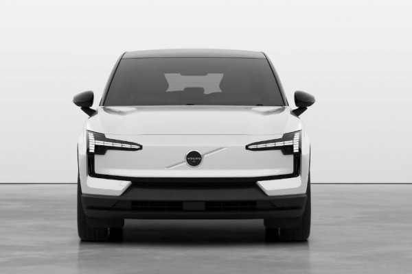 2024 MY25 Volvo EX30  Twin Motor Performance Ultra SUV Image 2